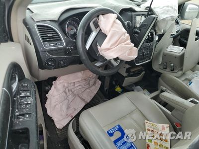 Zdjęcie 8 z 13 samochodu: 2012 CHRYSLER TOWN & COUNTRY TOURING L VIN:2C4RC1CG3CR117420 - miniatura