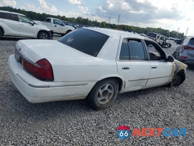 Trzecie zdjęcie samochodu z tyłu: 2000 MERCURY GRAND MARQUIS LS VIN:2MEFM75W4YX671154 - miniatura