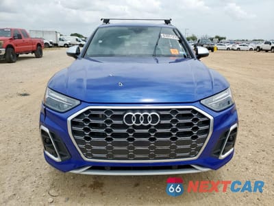 Piąte zdjęcie samochodu w środku: 2021 AUDI SQ5 PREMIUM VIN:WA1A4AFY6M2070764 - miniatura