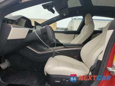 Zdjęcie 7 z 14 samochodu: 2021 TESLA MODEL S VIN:5YJSA1E52MF453284 - miniatura