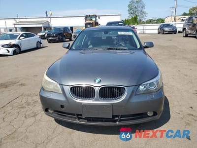 Piąte zdjęcie samochodu w środku: 2006 BMW 530 XI VIN:WBANF73506CG66562 - miniatura