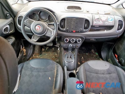 Zdjęcie 8 z 12 samochodu: 2018 FIAT 500L POP VIN:ZFBCFAAHXJZ040575 - miniatura