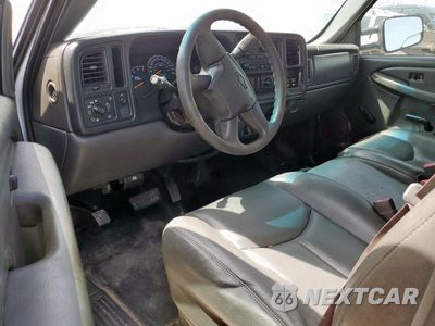 Zdjęcie 8 z 12 samochodu: 2006 CHEVROLET SILVERADO C3500 VIN:1GBJC34D46E228450 - miniatura