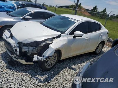2018 TOYOTA YARIS IA 3MYDLBYV0JY316995 - główne zdjęcie licytacji z USA - miniatura