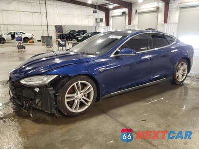 2015 TESLA MODEL S 70D 5YJSA1S25FF087639 - główne zdjęcie licytacji z USA - miniatura