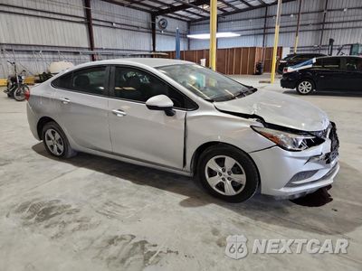 Czwarte zdjęcie samochodu z boku: 2018 CHEVROLET CRUZE LS VIN:1G1BC5SM9J7211261 - miniatura
