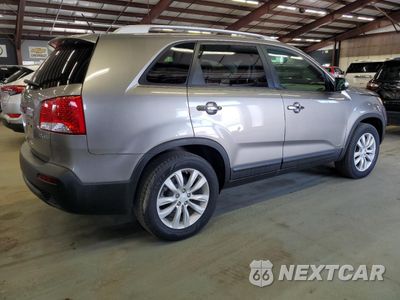 Trzecie zdjęcie samochodu z tyłu: 2011 KIA SORENTO EX VIN:5XYKUDA24BG062065 - miniatura