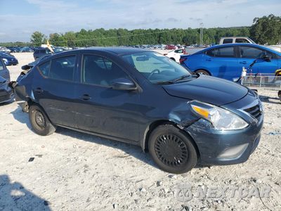 Czwarte zdjęcie samochodu z boku: 2017 NISSAN VERSA S VIN:3N1CN7AP2HL846151 - miniatura
