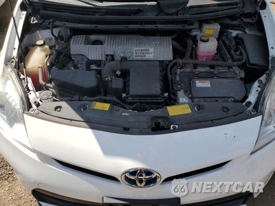 Zdjęcie 11 z 12 samochodu: 2013 TOYOTA PRIUS VIN:JTDKN3DU4D5562419 - miniatura