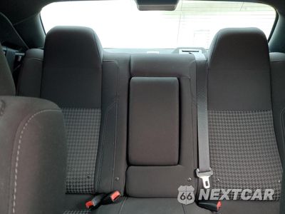 Zdjęcie 10 z 14 samochodu: 2015 DODGE CHALLENGER SXT VIN:2C3CDZAG8FH900896 - miniatura