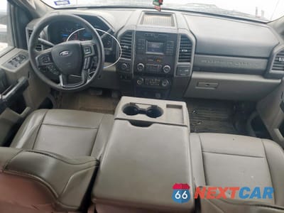 Zdjęcie 8 z 13 samochodu: 2019 FORD F550 SUPER DUTY VIN:1FD0W5HT0KEG10525 - miniatura