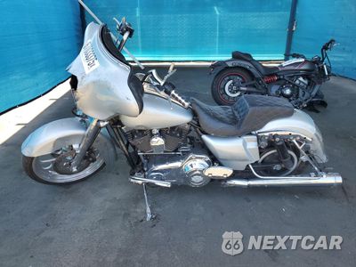 Trzecie zdjęcie samochodu z tyłu: 2010 HARLEY-DAVIDSON FLHX VIN:1HD1KB437AB652438 - miniatura