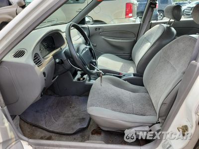 Zdjęcie 7 z 12 samochodu: 1998 FORD ESCORT SE VIN:3FAFP15P6WR241044 - miniatura