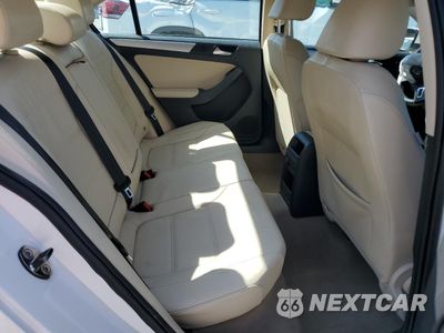 Zdjęcie 10 z 12 samochodu: 2012 VOLKSWAGEN JETTA TDI VIN:3VWLL7AJ3CM381572 - miniatura