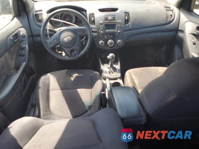 Zdjęcie 8 z 12 samochodu: 2011 KIA FORTE EX VIN:KNAFU4A21B5436803 - miniatura
