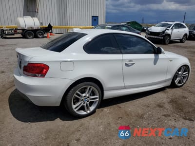 Trzecie zdjęcie samochodu z tyłu: 2012 BMW 135 I VIN:WBAUC9C51CVM12968 - miniatura