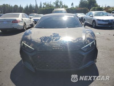 Piąte zdjęcie samochodu w środku: 2021 AUDI R8 VIN:WUAKBAFX5M7901345 - miniatura