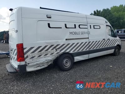 Trzecie zdjęcie samochodu z tyłu: 2021 MERCEDES BENZ SPRINTER 2500 VIN:W1Y4EDHY0MT068030 - miniatura
