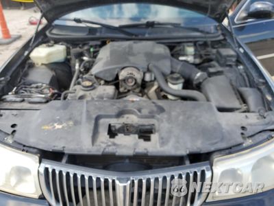 Zdjęcie 11 z 12 samochodu: 2000 LINCOLN TOWN CAR SIGNATURE VIN:1LNHM82W1YY914712 - miniatura