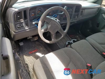Zdjęcie 8 z 12 samochodu: 2003 GMC NEW SIERRA C1500 VIN:1GTEC14V83Z342563 - miniatura