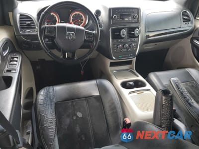 Zdjęcie 8 z 12 samochodu: 2017 DODGE GRAND CARAVAN SXT VIN:2C4RDGCG4HR545536 - miniatura
