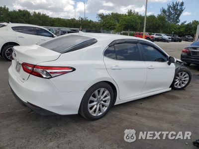 Trzecie zdjęcie samochodu z tyłu: 2019 TOYOTA CAMRY L VIN:4T1B11HK2KU709232 - miniatura