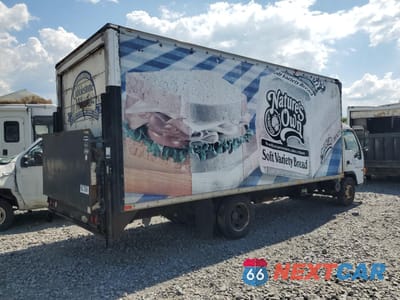 Trzecie zdjęcie samochodu z tyłu: 2003 ISUZU NPR HD 4X2 LOW TILT VIN:4KLC4B1R33J800333 - miniatura