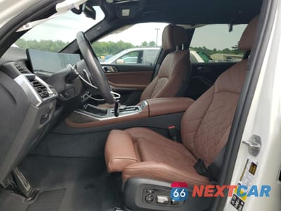 Zdjęcie 7 z 15 samochodu: 2023 BMW X7 XDRIVE40I VIN:5UX23EM09P9R84972 - miniatura