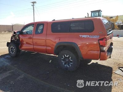 Drugie zdjęcie samochodu z przodu: 2018 TOYOTA TACOMA VIN:5TFSZ5AN4JX138400 - miniatura