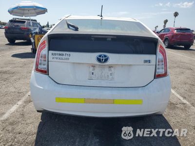 Zdjęcie 6 z 12 samochodu: 2013 TOYOTA PRIUS VIN:JTDKN3DU4D5557463 - miniatura