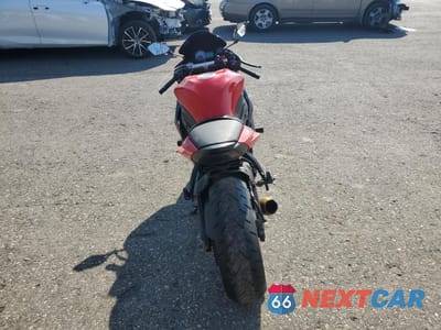 Czwarte zdjęcie samochodu z boku: 2012 KAWASAKI ZX600 R VIN:JKAZX4R18CA033004 - miniatura