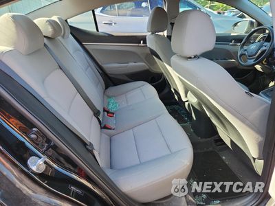 Zdjęcie 10 z 12 samochodu: 2018 HYUNDAI ELANTRA SE VIN:5NPD74LF3JH311253 - miniatura