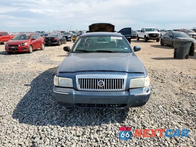 Piąte zdjęcie samochodu w środku: 2010 MERCURY GRAND MARQUIS LS VIN:2MEBM7FV3AX610727 - miniatura