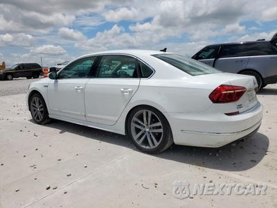 Drugie zdjęcie samochodu z przodu: 2017 VOLKSWAGEN PASSAT R-LINE VIN:1VWDT7A32HC042672 - miniatura