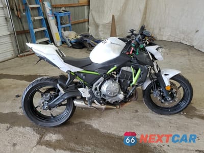 2017 KAWASAKI ER650 H JKAEREH15HDA01233 - główne zdjęcie licytacji z USA - miniatura