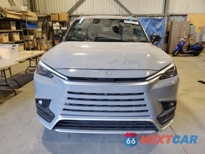 Piąte zdjęcie samochodu w środku: 2024 LEXUS TX 500H F SPORT PREMIUM VIN:5TDABAB62RS005734 - miniatura