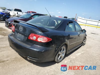 Trzecie zdjęcie samochodu z tyłu: 2004 MAZDA 6 S VIN:1YVFP80D145N25952 - miniatura