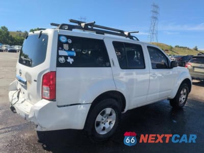 Trzecie zdjęcie samochodu z tyłu: 2010 NISSAN PATHFINDER S FE+ VIN:5N1AR1NN7AC612132 - miniatura