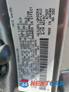Zdjęcie 14 z 16 samochodu: 2005 LEXUS GX 470 VIN:JTJBT20X150086299 - miniatura