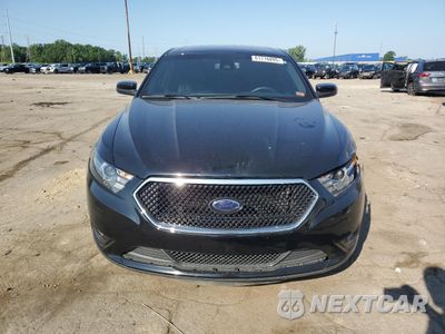 Piąte zdjęcie samochodu w środku: 2016 FORD TAURUS SHO VIN:1FAHP2KT1GG136212 - miniatura