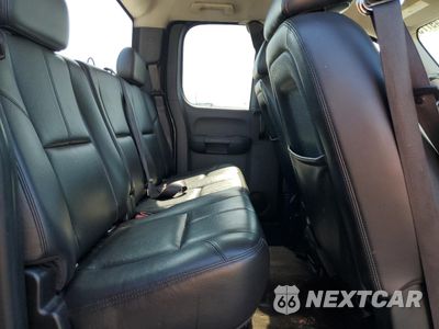 Zdjęcie 10 z 14 samochodu: 2011 CHEVROLET SILVERADO C1500 LT VIN:1GCRCSE03BZ282068 - miniatura