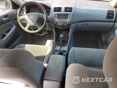 Zdjęcie 8 z 12 samochodu: 2007 HONDA ACCORD SE VIN:1HGCM56357A009122 - miniatura