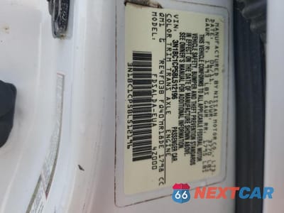 Zdjęcie 12 z 12 samochodu: 2011 NISSAN VERSA VIN:3N1BC1CP5BL512196 - miniatura