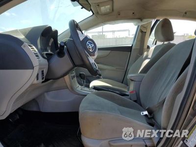 Zdjęcie 7 z 13 samochodu: 2013 TOYOTA COROLLA BASE VIN:2T1BU4EE7DC989337 - miniatura