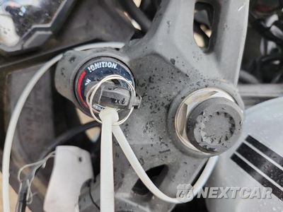 Zdjęcie 8 z 9 samochodu: 2025 KAWASAKI ZX400 S VIN:ML5ZXCS18SDA39311 - miniatura