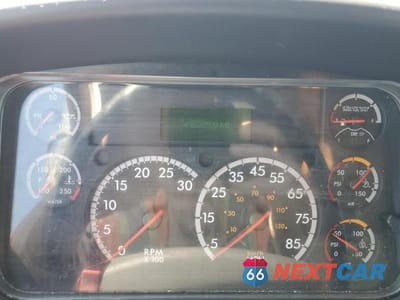 Zdjęcie 9 z 13 samochodu: 2019 FREIGHTLINER M2 106 MED - TRUCKS REFRIGERATED BOX TRUCK VIN:3ALACWFE7KDKA9666 - miniatura
