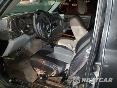 Zdjęcie 7 z 13 samochodu: 2005 GMC YUKON VIN:1GKEC13V25R272728 - miniatura