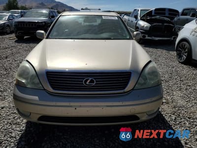 Piąte zdjęcie samochodu w środku: 2001 LEXUS LS 430 VIN:JTHBN30F510025587 - miniatura