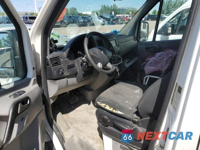 Zdjęcie 8 z 14 samochodu: 2016 MERCEDES-BENZ SPRINTER 2500 VIN:WD3BE8DD5GP212314 - miniatura