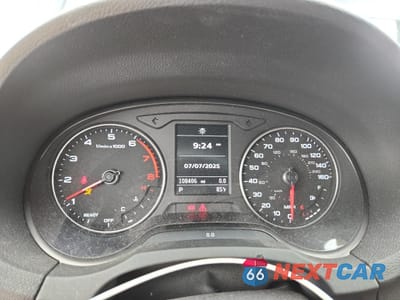 Zdjęcie 9 z 13 samochodu: 2017 AUDI A3 PREMIUM VIN:WAUAUGFF1H1066282 - miniatura